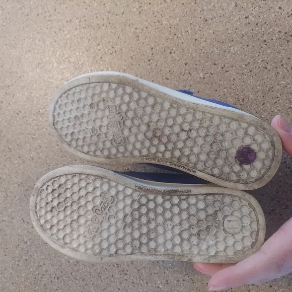 Cat and Jack Royal Blue Target Toddler shoes - Picture 5 of 9